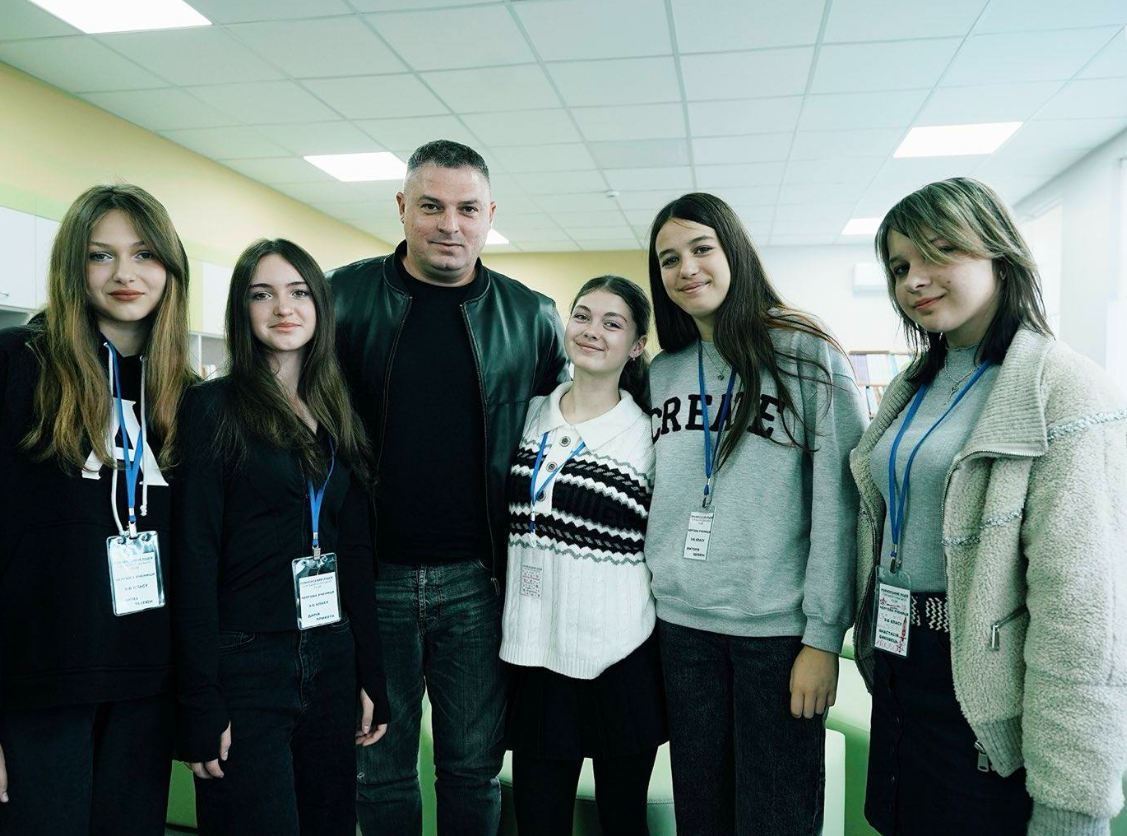 ЗУСТРІЧ ЯКА ЗАПАМ'ЯТАЄТЬСЯ
