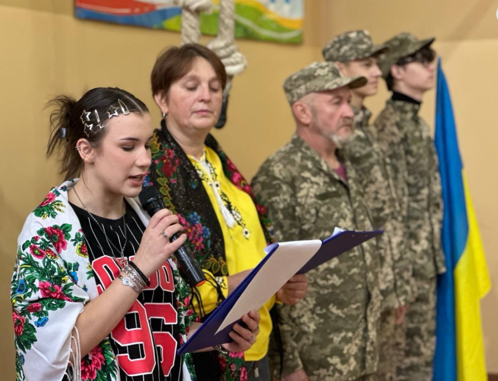 УКРАЇНА В ОБІЙМАХ ЗСУ