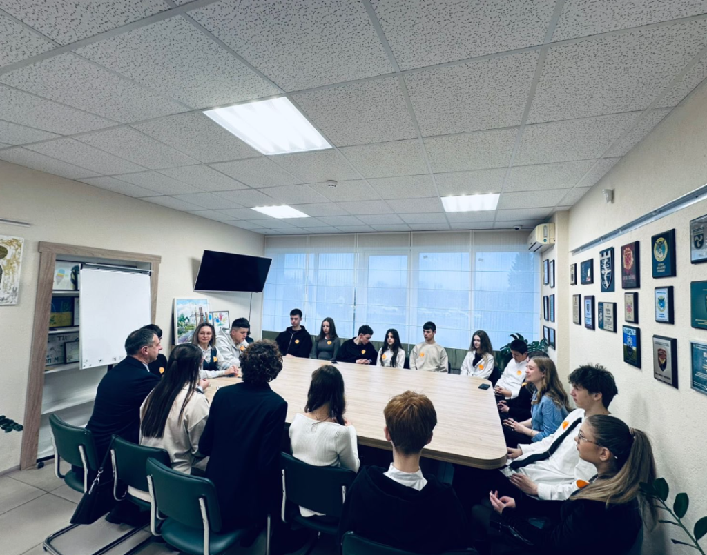 ЛІДЕРСТВО В ДІЇ