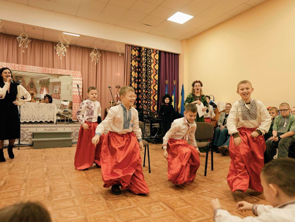 ВЕЧОРНИЦІ У ЛІЦЕЇ