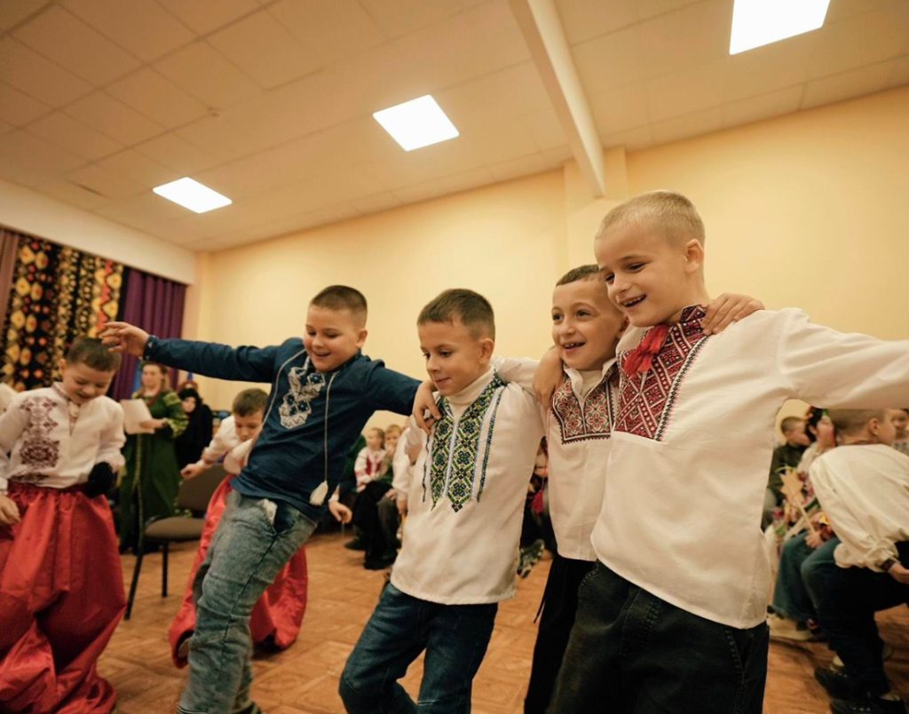 ВЕЧОРНИЦІ У ЛІЦЕЇ