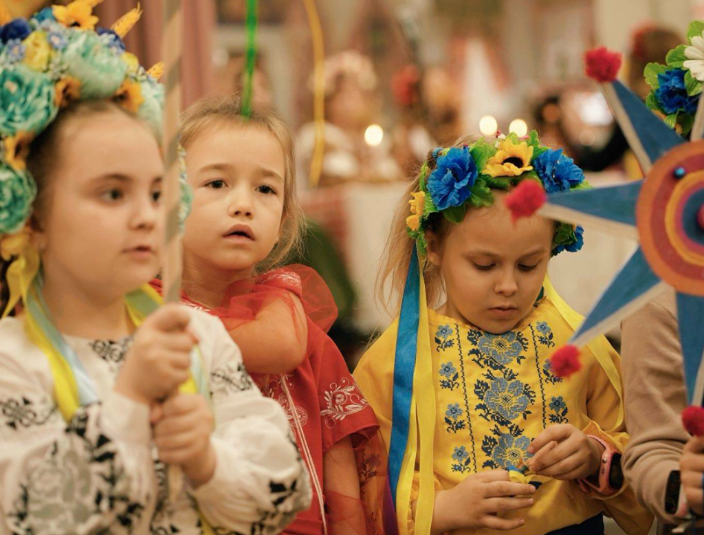 ВЕЧОРНИЦІ У ЛІЦЕЇ