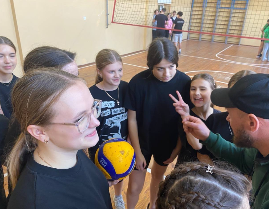 ІІ ЕТАП ВСЕУКРАЇНСЬКИХ ШКІЛЬНИХ ЛІГ «Пліч-о-пліч»