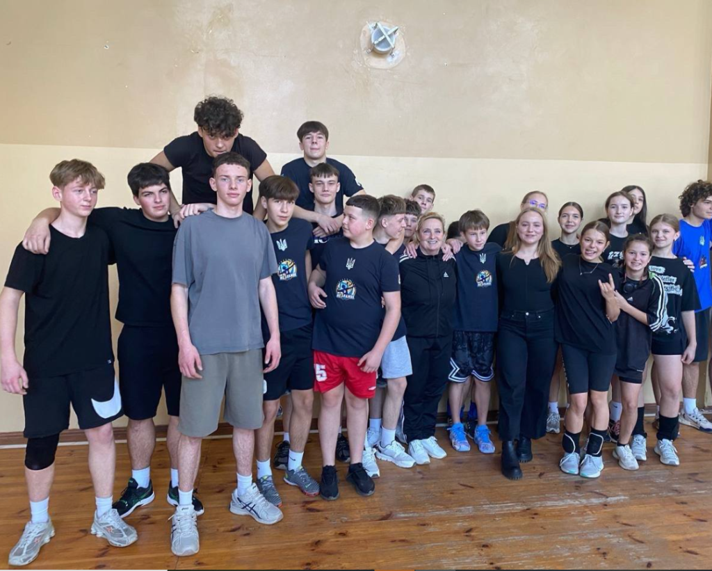 ІІ ЕТАП ВСЕУКРАЇНСЬКИХ ШКІЛЬНИХ ЛІГ «Пліч-о-пліч»