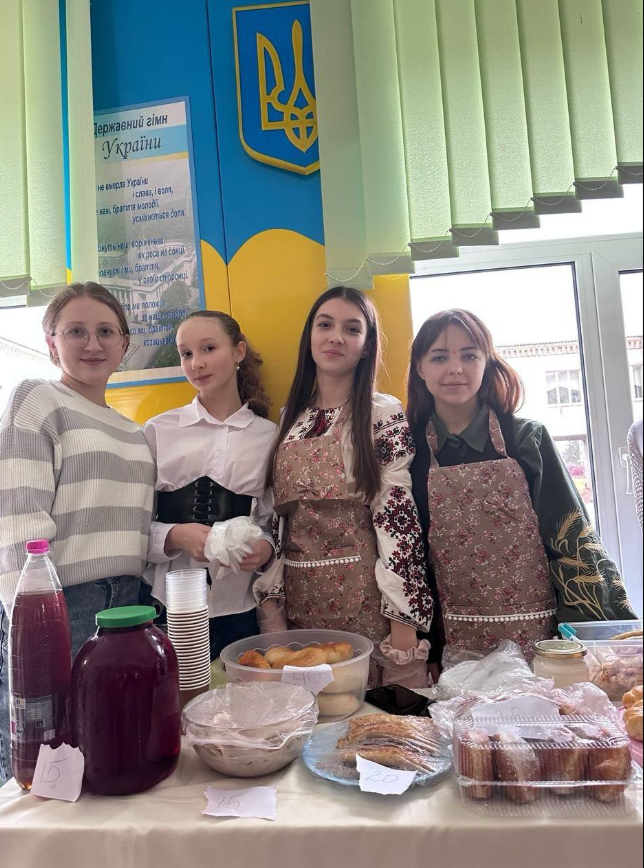 МИКОЛАЇВСЬКИЙ ЯРМОРОК